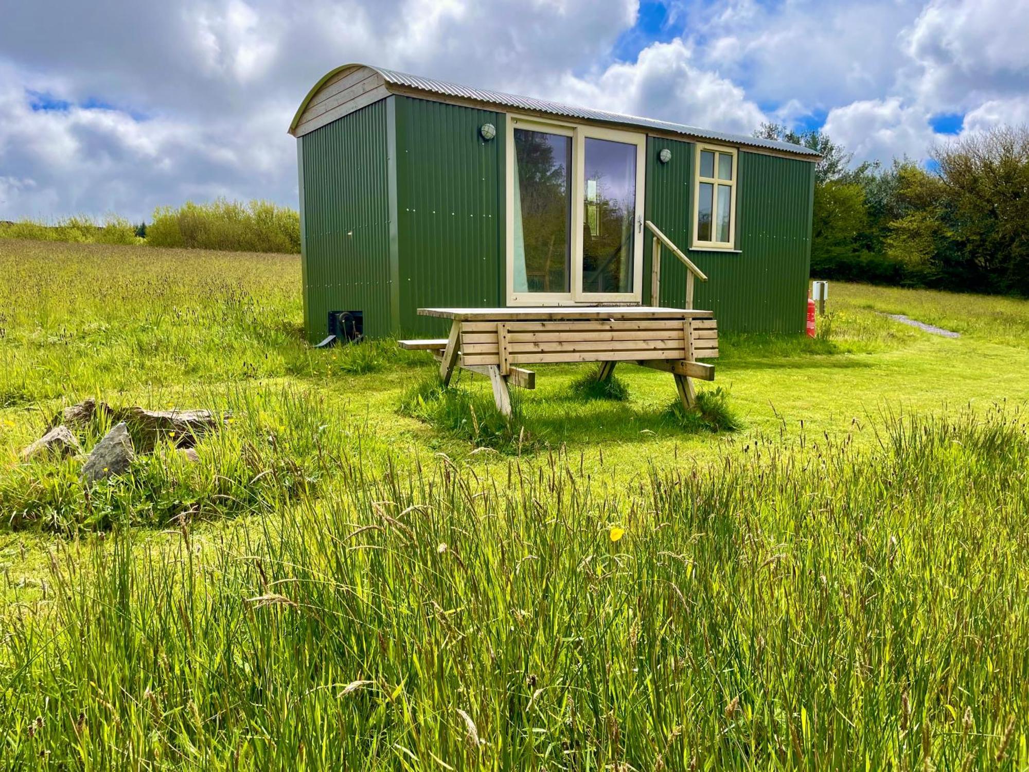 班特里Stepping Stones Glamping 'The Olive'别墅 外观 照片